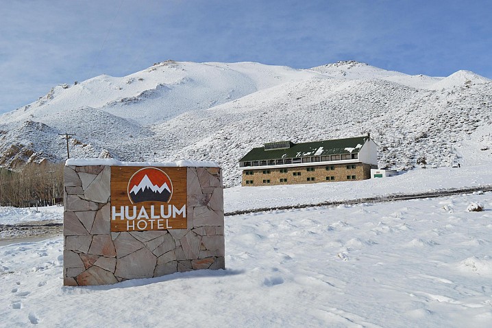 Hualum Hotel